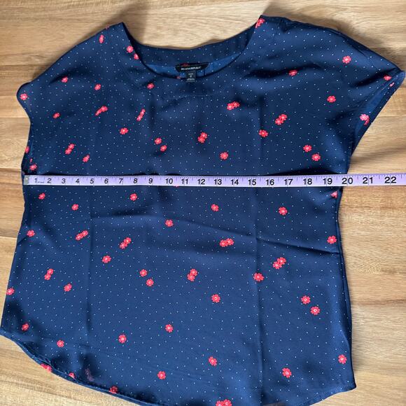 Banana Republic Dainty Floral Top Blouse Small Petite Navy Blue Dot Career Work - Picture 10 of 12